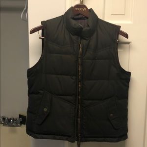 Puffy vest